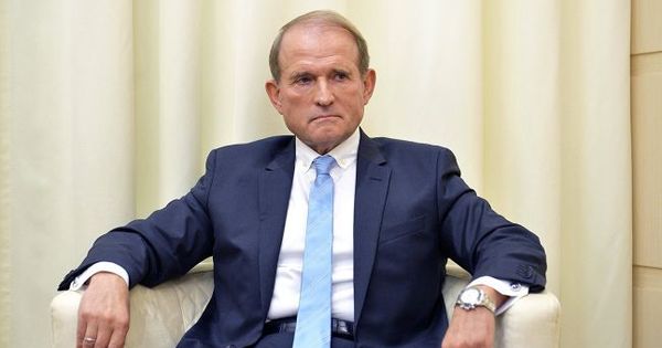 Медведчуку вручили ходатайство об аресте с залогом на 1 млрд гривен.