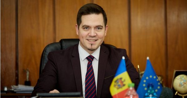 Министр иностранных дел Молдовы совершает рабочий визит в Венгрию.