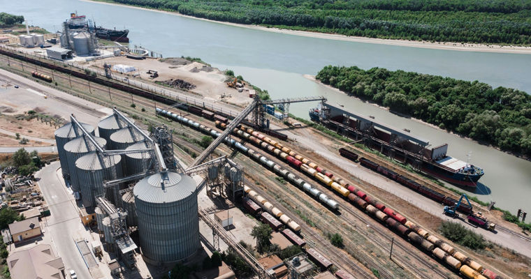 ЕБРР завершил продажу оператора порта Джурджулешть порту Констанца.