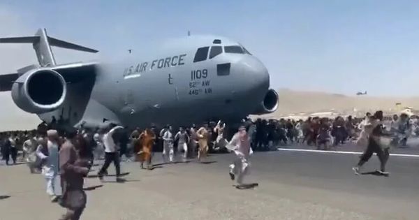Военные США нашли человеческие останки в шасси улетевшего из Кабула борта.
