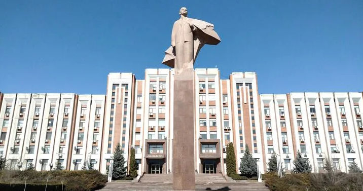 В Приднестровье бюджетникам выплатят полные зарплаты в декабре*.