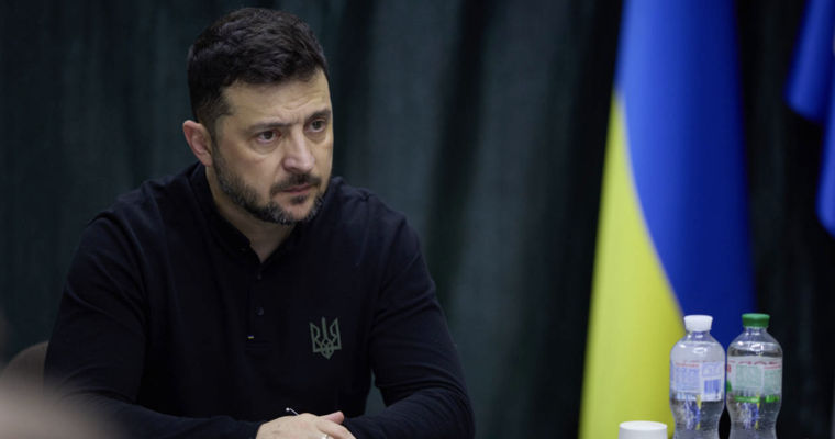 Зеленский: Россия готовится к новому удару по Украине.