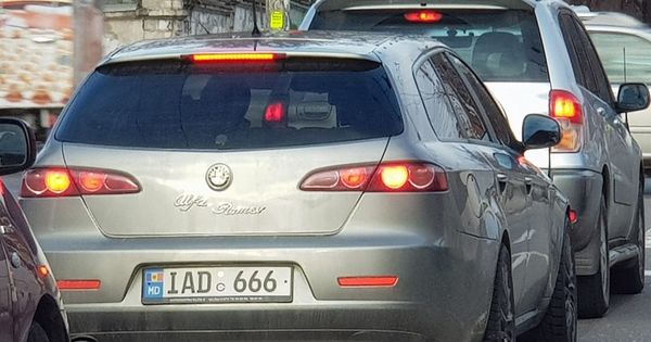 Агентство госуслуг рассказало, какие номера предпочитают молдавские автовладельцы.