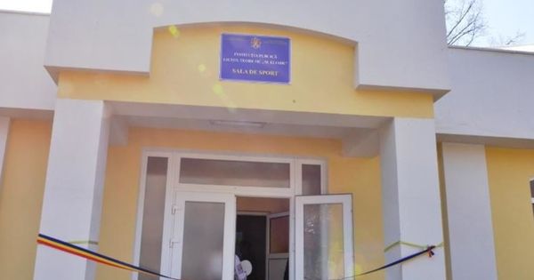 Vreți Unirea? Ce au răspuns elevii Liceului Mircea Eliade