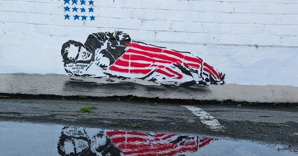 Вера в «американскую мечту» ослабла.