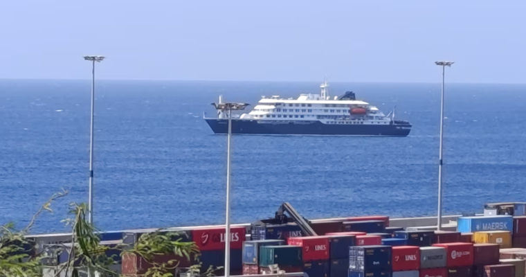Испания примет судно MV Hondius со вспышкой хантавируса.