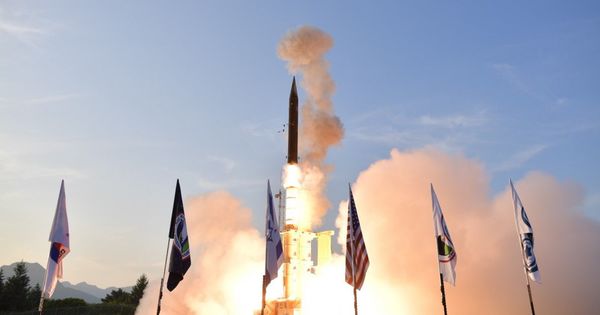 Израильские военные провели на Аляске серию испытаний комплекса противоракетной обороны "Хец-3".