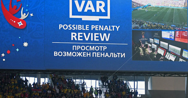 ФИФА запретит использование VAR в России до весны.