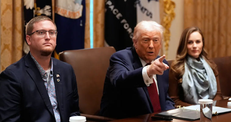 Трамп назвал "отвратительной" репортера телеканала ABC.