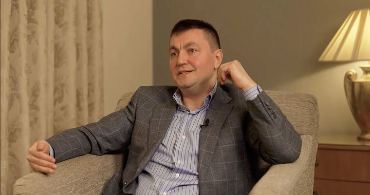 Платон рассказал о своей жизни в Лондоне: снимает жилье за £4000.