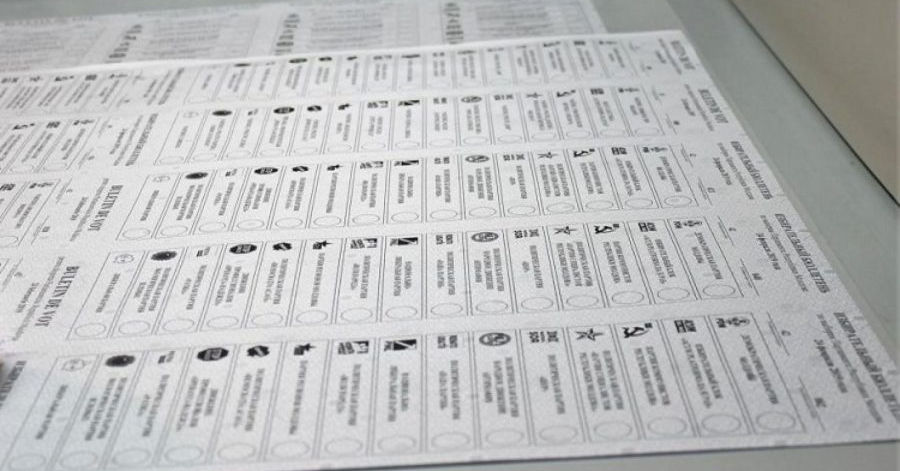 В Кишиневе начинают печатать бюллетени для второго тура местных выборов.