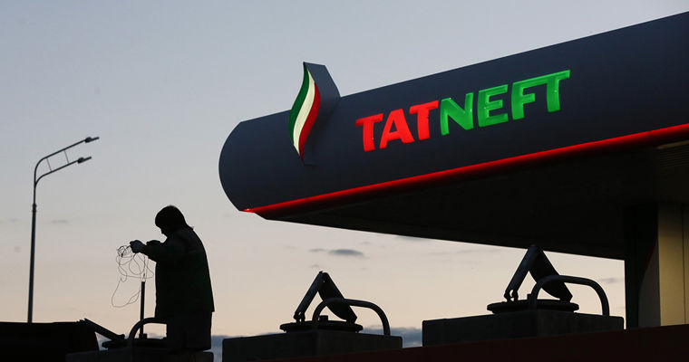 Поток нефти "Лукойла" в Венгрию и Словакию заменила "Татнефть".