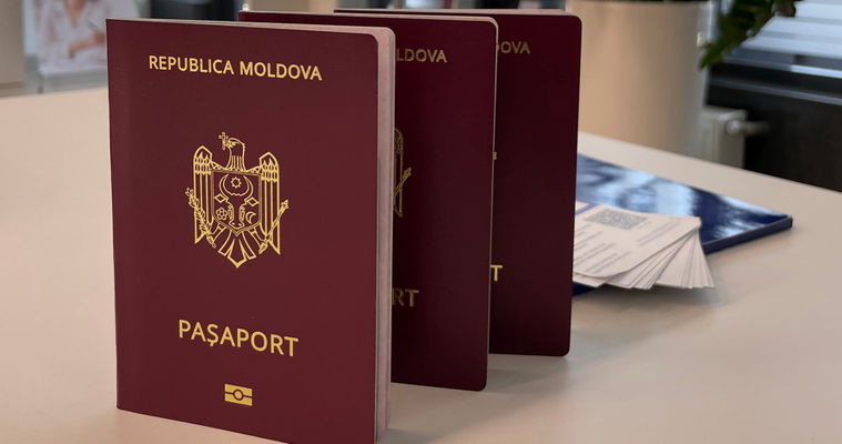Из-за сбоев в системе МВД приостановлена выдача справок о несудимости и срочных паспортов.