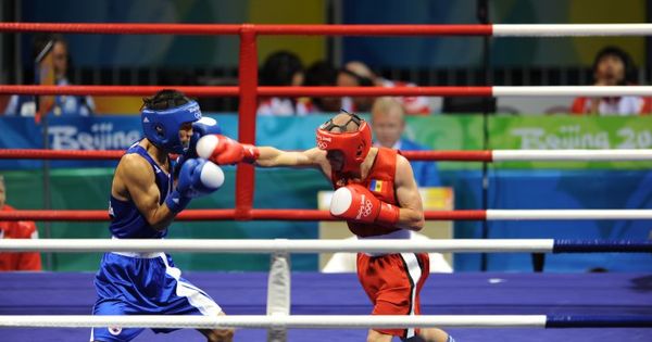 Doi boxeri moldoveni au obținut victorii la Europenele Under-22