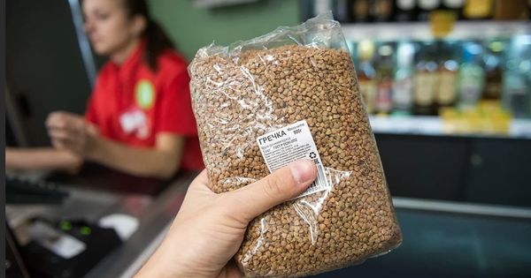Бельчане жалуются на отсутствие гречки в магазинах.