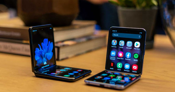 Samsung предсказала господство складных смартфонов.
