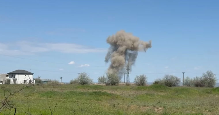 В Галаце был подорван российский беспилотник, упавший во двор жилого дома.