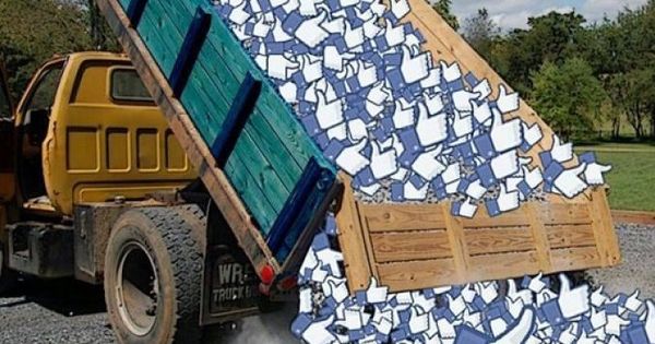Top 10 tipuri de like-uri pe care le dau moldovenii pe Facebook