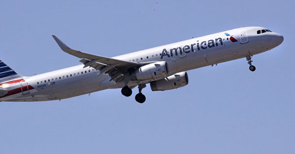 American Airlines отказалась перевозить разлученных с семьями детей.