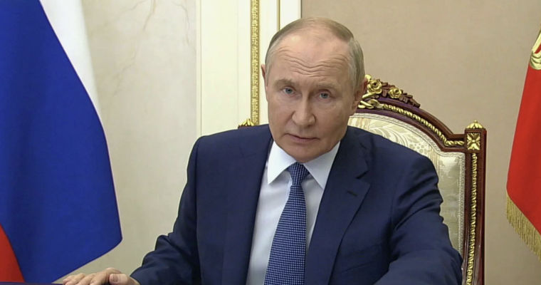 Путин: Дрон, попавший в жилой дом в Румынии, мог быть украинским.