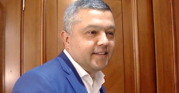 Виорел Мельник признал, что купил акции Unibank по просьбе Илана Шора.