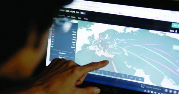 În era reţelelor sociale, zgomotul despre război a ajuns mai important decât războiul în sine.