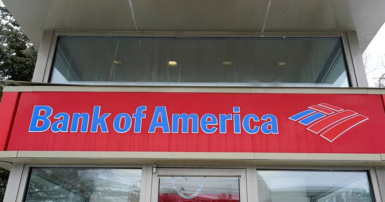 Tentativă de a arunca în aer o bancă americană la Paris: Infractorul a fost recrutat prin rețelele sociale.