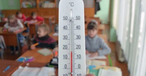 В лицее на Буюканах дети замерзают в классах.