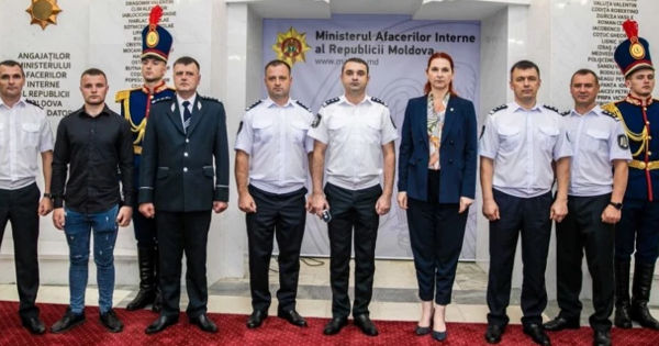 Ревенко встретилась с сотрудниками подразделений МВД.