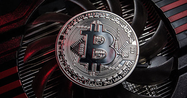 В последний раз курс биткоина опускался ниже 7 тысяч долларов 17 июля.