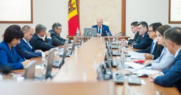 Regulamentele ministerelor au fost completate cu unele funcţii