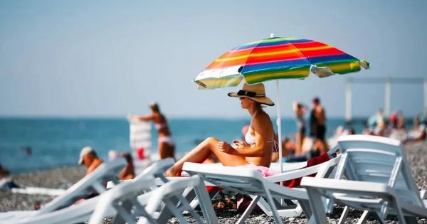 Румыния и Греция планируют ввести паспорта вакцинации и открыть туризм.