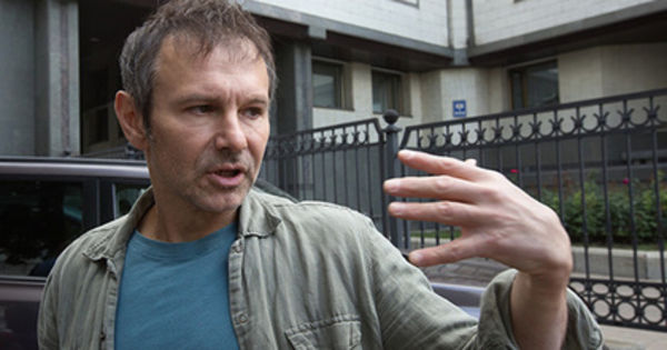 Вакарчук рассказал о связях с олигархами.