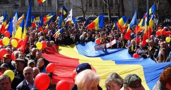 Internetul moldovenesc dezbate aprins subiectul unirii