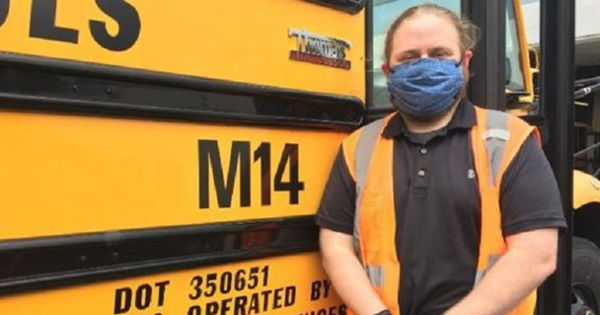 В США стало не хватать водителей автобусов.