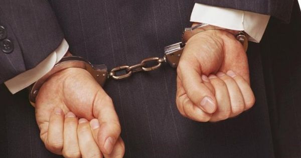 Правозащитник подозревается в том, что в соучастии с другими гражданами, внедрил схему лишения квартир жителей Кагула. Фото: soz.kz.