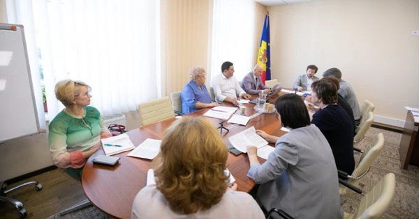 Специализированная комиссия предложит проект расширения категорий получателей государственных пособий.