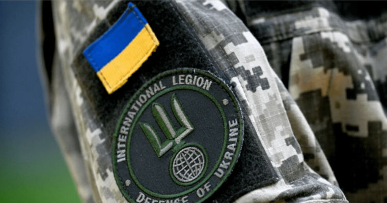 МИД: Молдаванина, воевавшего добровольцем в Украине, задержали на границе.