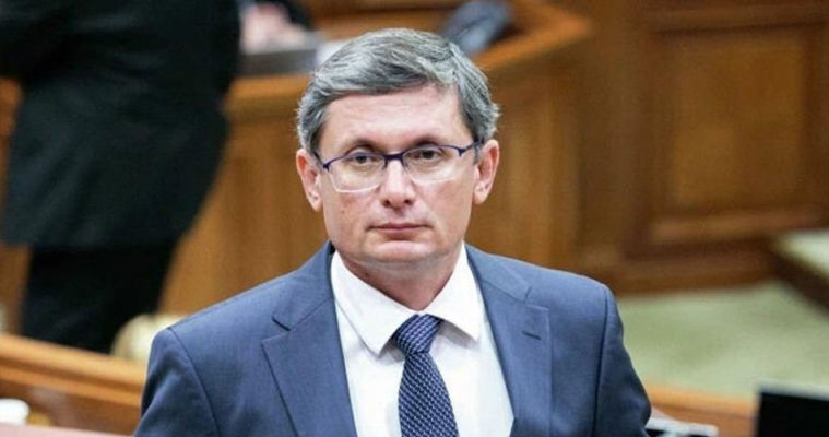 Гросу о просьбе к депутату PAS сложить мандат: Ожидаю аналогичного шага от БКС.