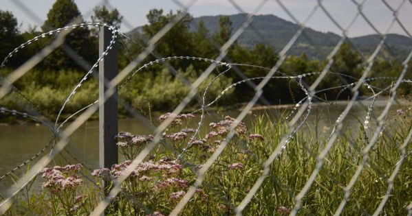 Украина и Румыния договорились о строительстве нового моста через Тису.
