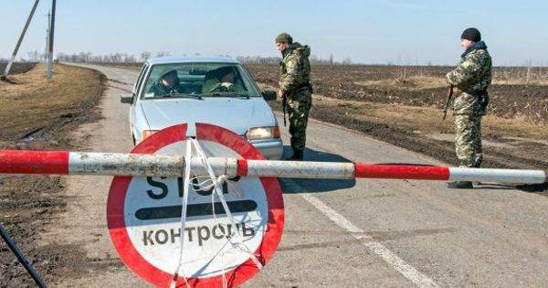 Водителей призывают не ездить на Украину из-за военного положения.