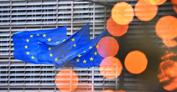 Bloomberg: В ЕС блокируют кредит Украине на 1,5 млрд евро.