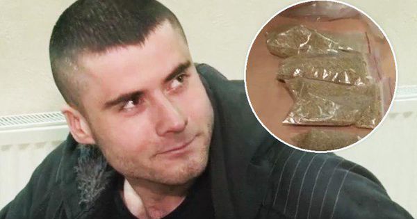 Se jură că a cumpărat muşeţel. Un tânăr a ajuns în vizorul Poliției