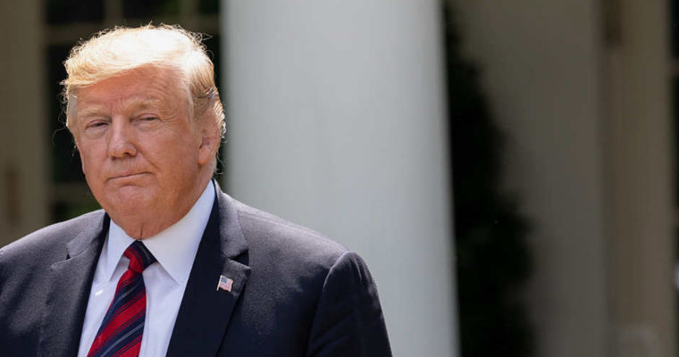 Трамп пригрозил свернуть помощь Украине "еще до того, как зайдет в Белый дом".