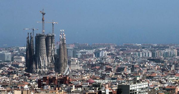 Храм Sagrada Familia получил разрешение на строительство.