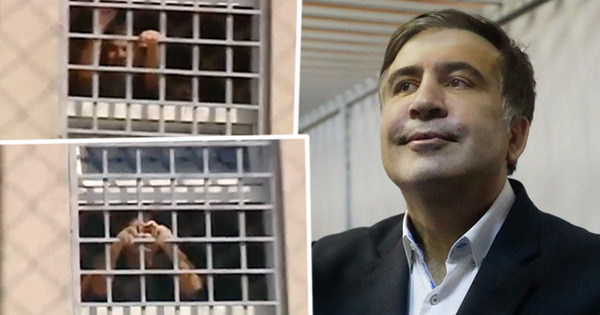 Саакашвили показал «сердечко» своим сторонникам из окна тюрьмы. Коллаж: Point.md