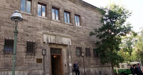 В Германии пытались поджечь крупнейший аналитический центр.