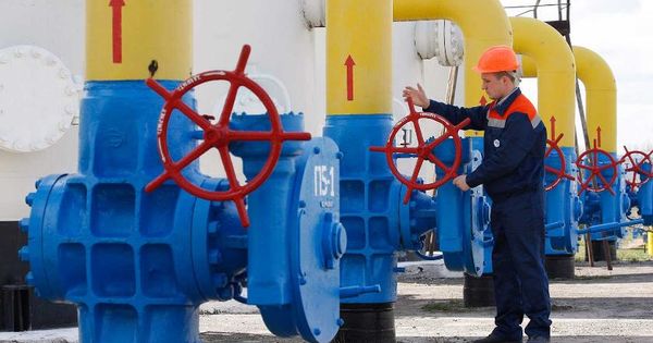"Газпром" перестал считать снабжение газом Донбасса поставками на Украину.