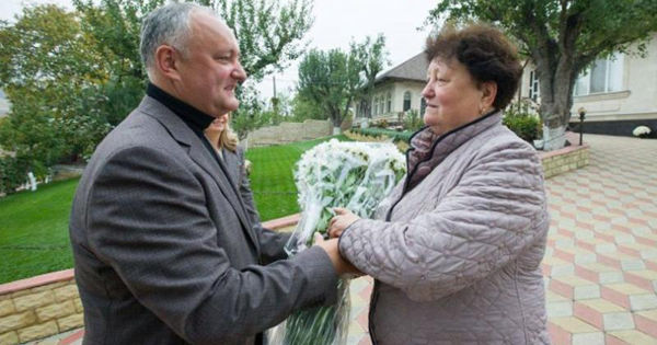 Маму Игоря Додона вызвали в прокуратуру.