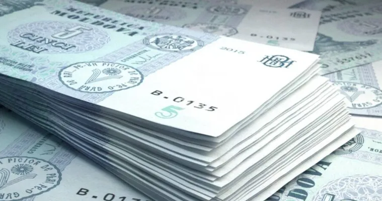 Доходы бюджета не выросли за полгода, а июньские поступления упали почти на 46%